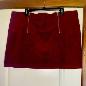 Plus size forever 21 skirt.